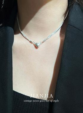 小众高级感银河磁铁爱心吊坠项炼简约多层甜酷风锁骨炼银色颈炼