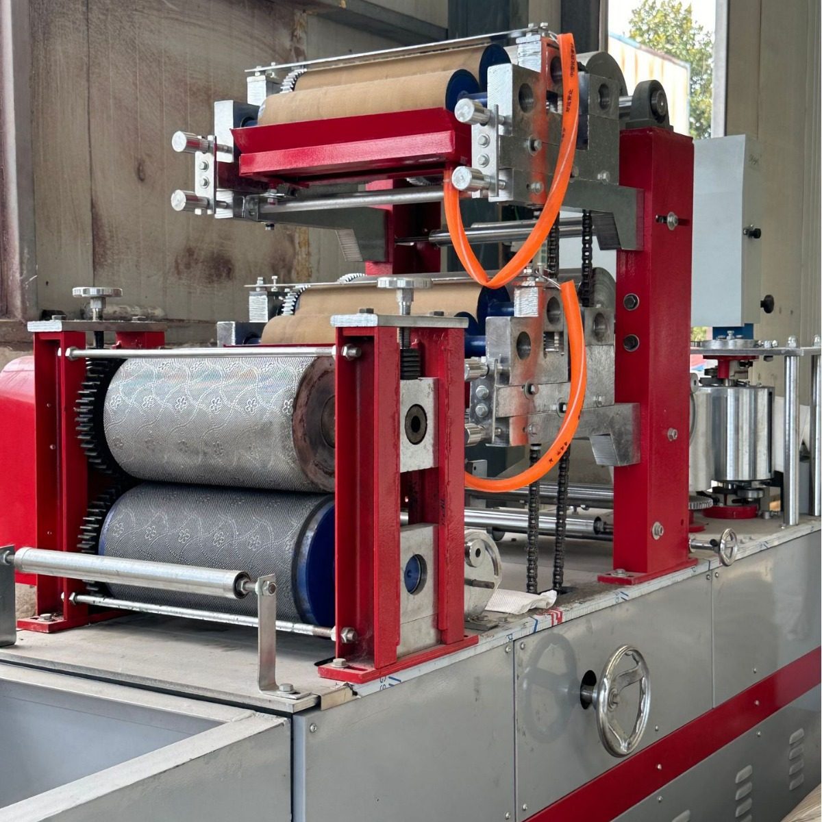 高质量纸巾设备餐巾纸折叠压花印花机  纸张加工设备,洗护清洁剂/卫生巾/纸/香薰,家用擦手纸,淘宝优惠券,粉丝福利购,淘宝优惠卷