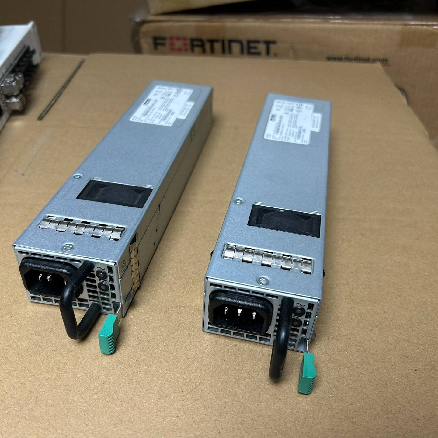 议价飞塔 fortinet D1U54P-W-450-12-HA