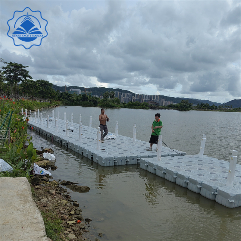 水上浮桥浮筒组装浮桶水上平台运动浮桥游艇码头涉水水上游艺设施 水上浮桥浮筒组装浮桶水上平台运动浮桥游艇码头涉水水上游艺设施