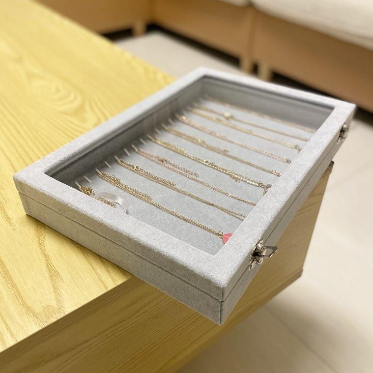 颈链收纳盒项圈蛇骨链夜市摆摊饰品展示架手链首饰项链带盖珠宝箱
