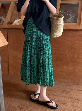 绿色碎花开叉半身裙女春夏2024年新款褶皱裙高腰百褶中长款A字裙