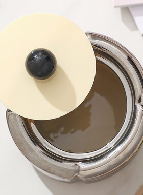 现货北欧风桌面垃圾桶客厅轻奢杂物桶带盖家用办公桌餐厅收纳筒垃