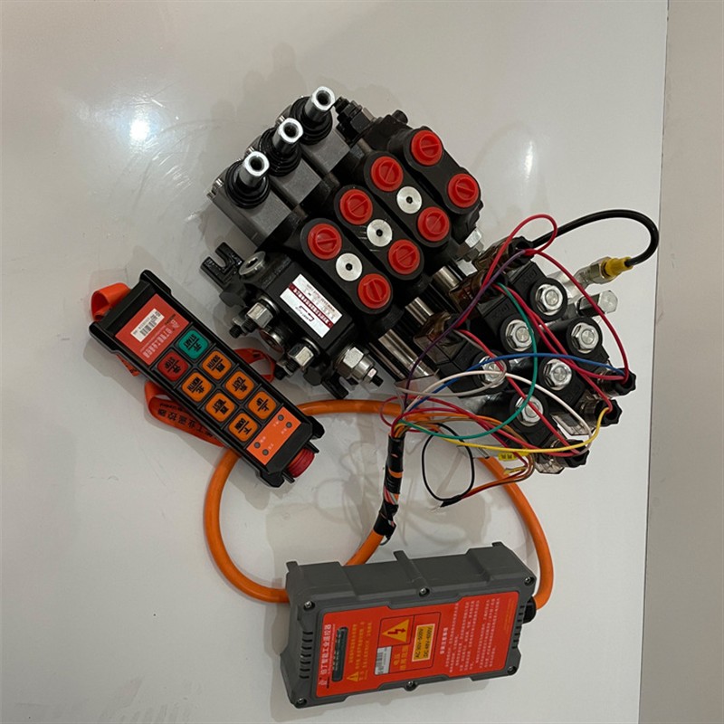 牌DCV60-3YT-DC24V-带无线遥控液压多路阀