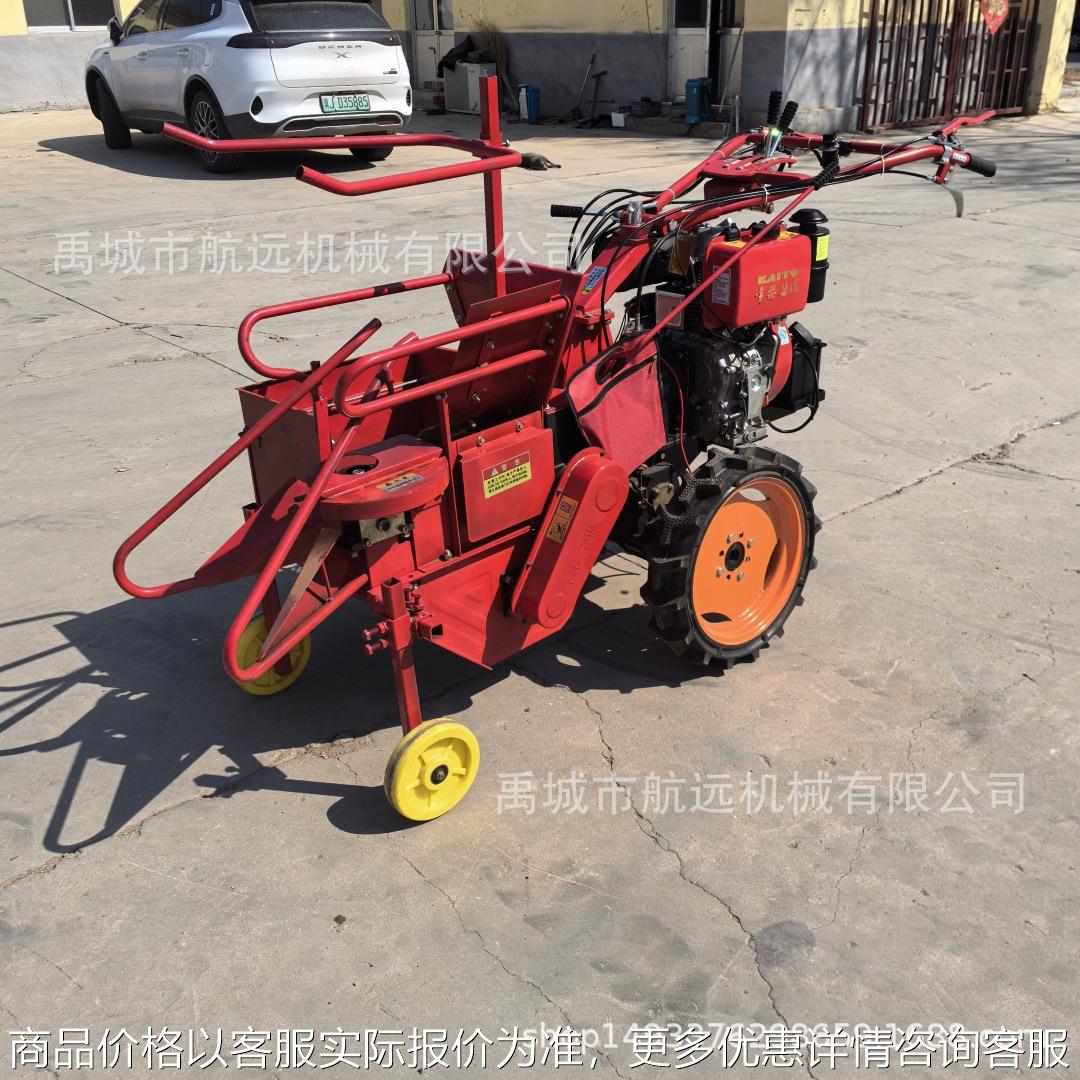 小型单行的玉米收获机 摘穗粉碎秸秆收获机一体机 15马力柴油机
