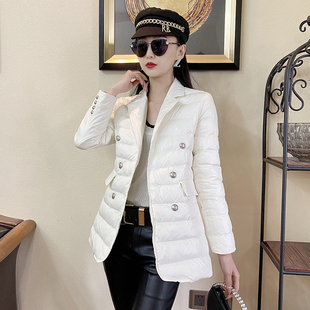 轻薄棉衣女短款2021年新款韩版白C色西装领羽绒棉服女士冬季外套