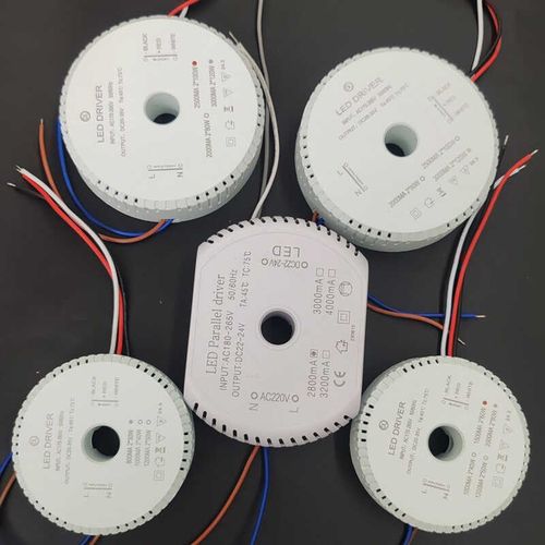 24V三线三色LED并联2s20v分段变压器欧水晶吊灯驱动器多头驱动电