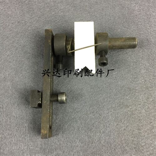 骑马钉书机压书块装置 压书块总成 订书机压书块机头配件 压书块