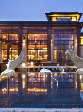 镜面不锈钢仙鹤火烈鸟雕塑装饰户外草地公园庭院水景艺术落地摆件