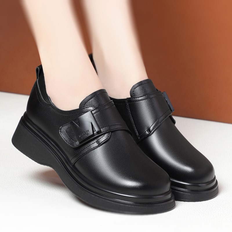 软底真皮软皮女鞋春m季新款休闲厚底粗跟单鞋套脚防水台平底中跟