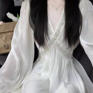 茶歇法式绝美白色雪纺长袖连衣裙仙女早I春高级感海边度假沙滩长