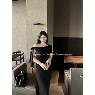 黑泽玄七凯莉裙2024夏季新款胖mBm显瘦设计感高腰显瘦黑色连衣裙