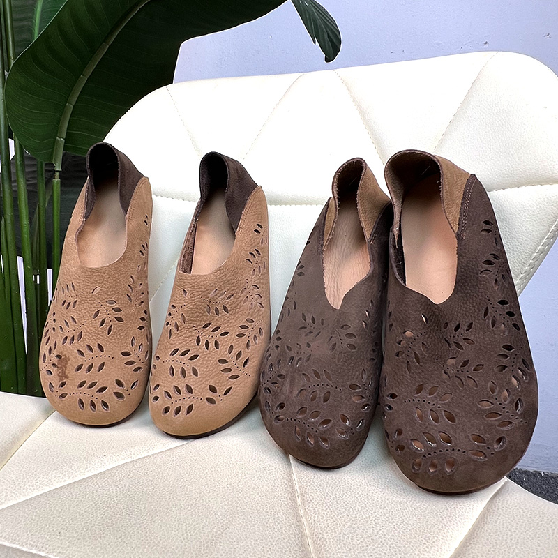 头层牛皮复古软底单鞋女2024夏季新款洞洞鞋脚胖T宽头舒适透气凉