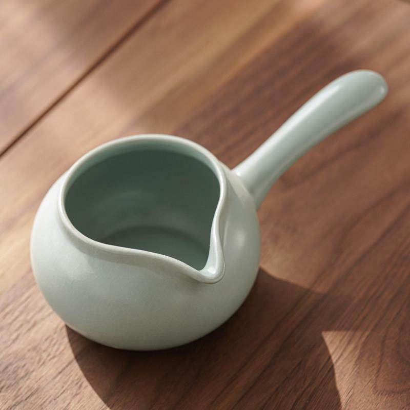 汝窑侧把公道杯可养金线陶瓷高温防烫茶海分茶器茶道配件功夫茶具,餐饮具,公道杯,淘宝优惠券,粉丝福利购,淘宝优惠卷