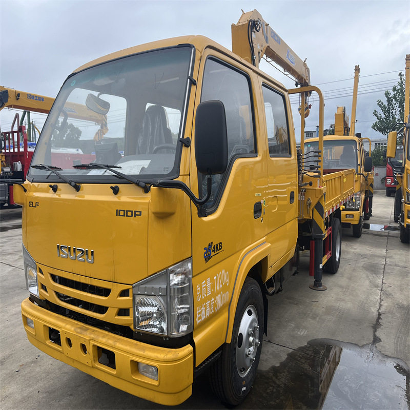 五十铃双排3吨翻斗车ISUZU随车起重运输车XCMG徐工3吨吊机