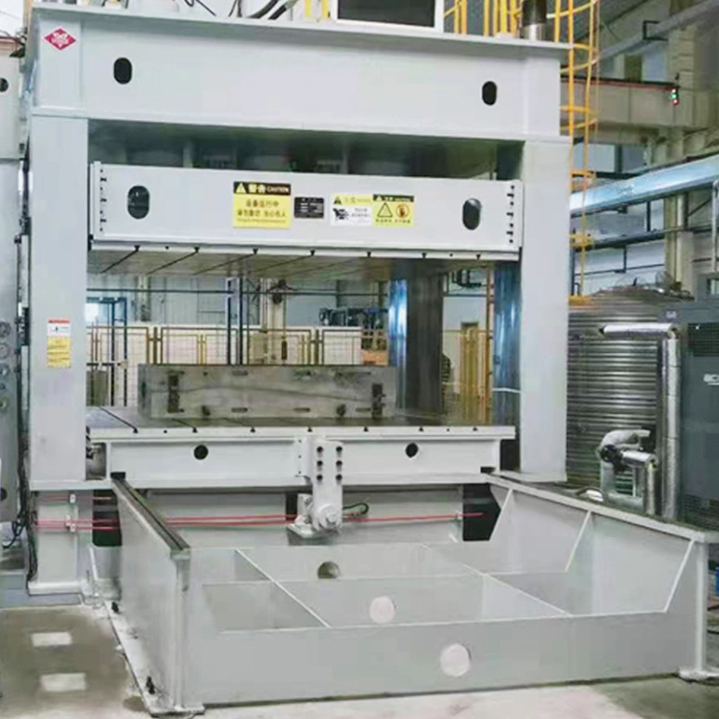 大吨位液压机1000-3000吨龙门框架液压机1250吨移动工作台油压机