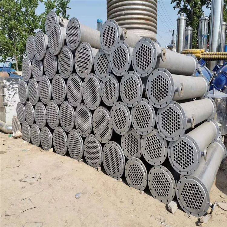 便宜处理多台不锈钢列管冷凝器20平方钛材冷凝器搪瓷片式冷凝器