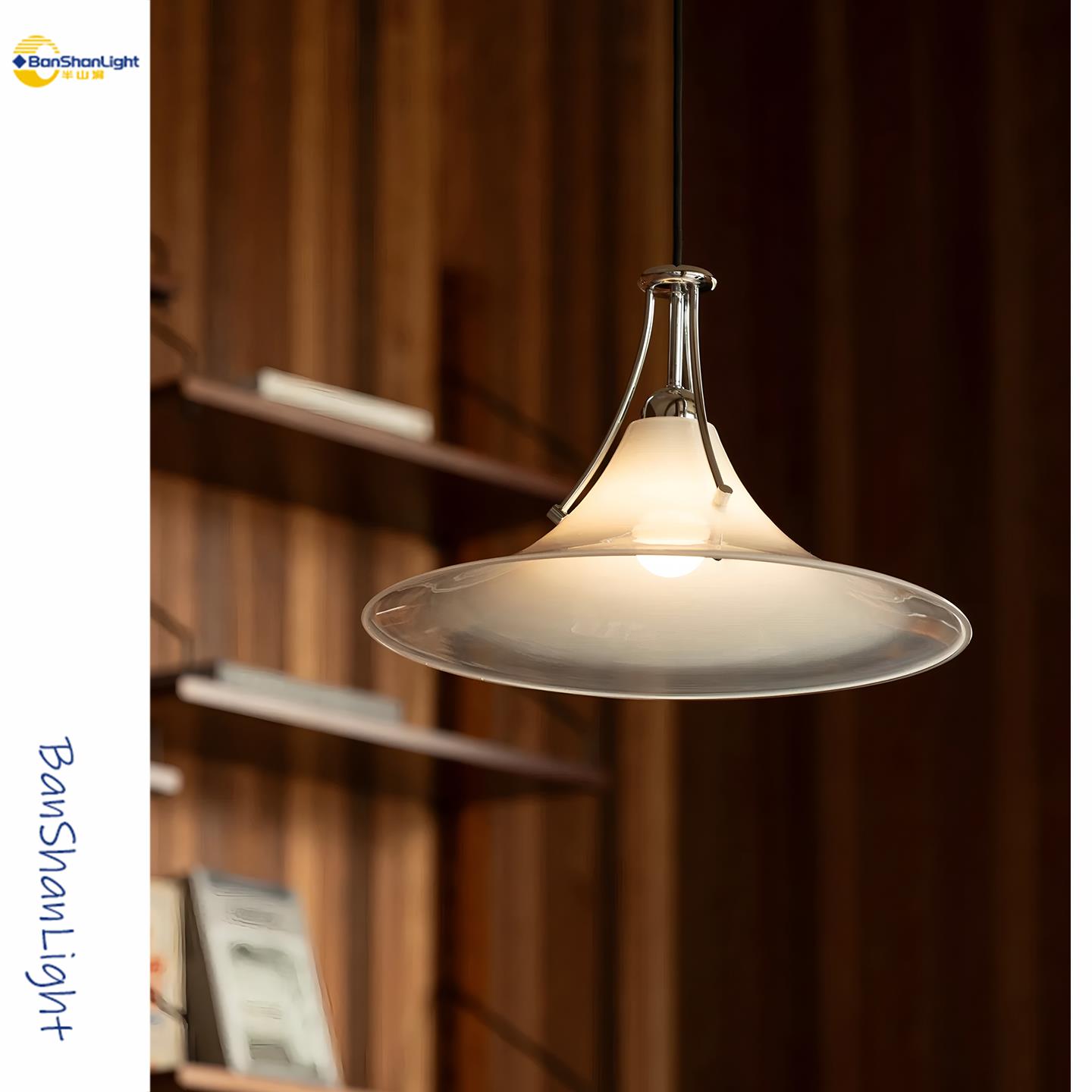 玉兰吊灯设计师高级感极简包豪斯饭厅吧台岛台咖啡厅喇叭玻璃吊灯