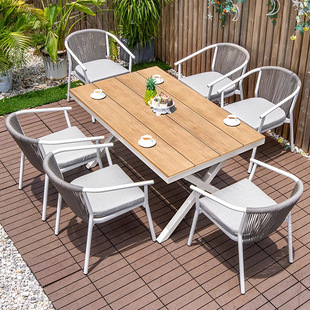 户外庭院桌椅花园咖啡厅别墅阳台防水防晒防腐木休闲藤编桌椅组合