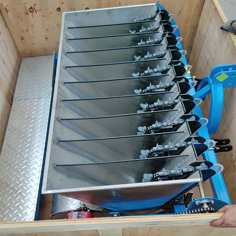 农用汽油多行大蒜播种机 株距行距可调节播蒜机 电动大蒜种植机