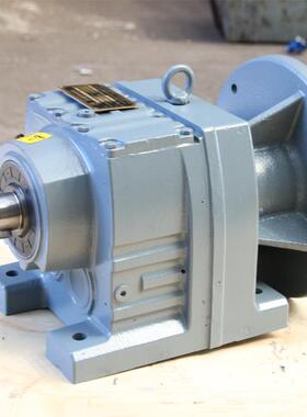 GR147-92.48-3KW减速电机斜齿轮硬齿面减速机承载能力高