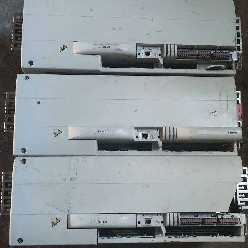 议价伺服驱动器E94ASHE0594，30千瓦，成色如图