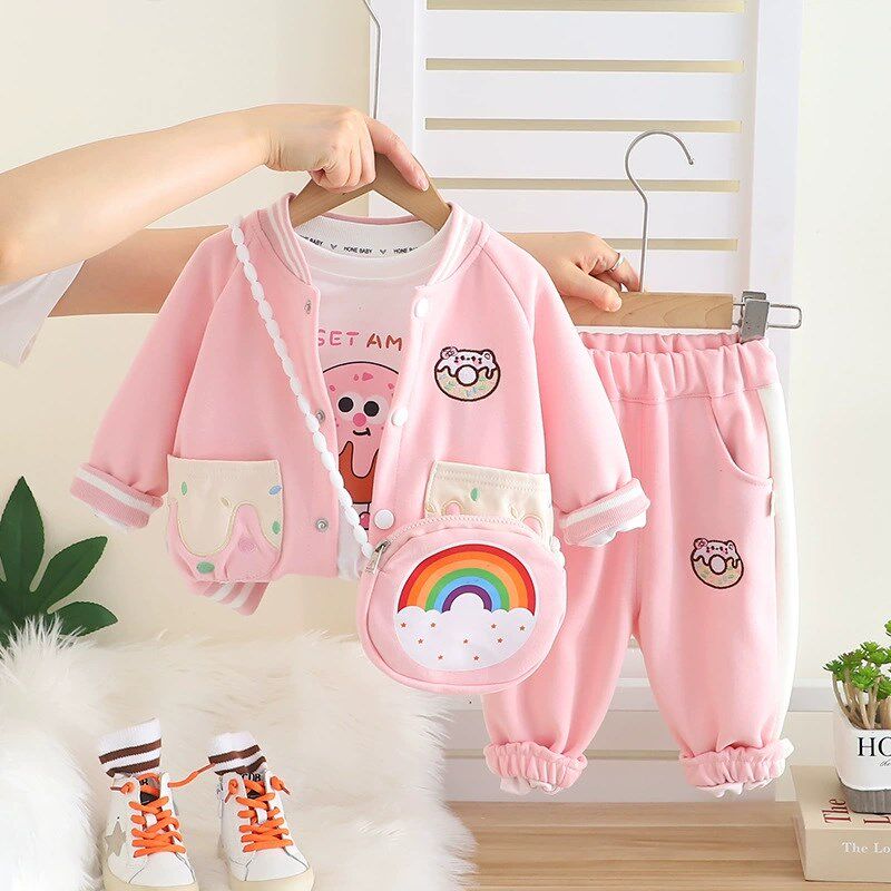 洋派女童装0秋装2女宝宝套装1-4岁衣服3小女孩外套秋季卫衣三件套