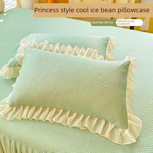 采购产品一对冰丝绸豆帽枕套的女孩，夏天蕾丝枕套，凉爽的丝绸枕