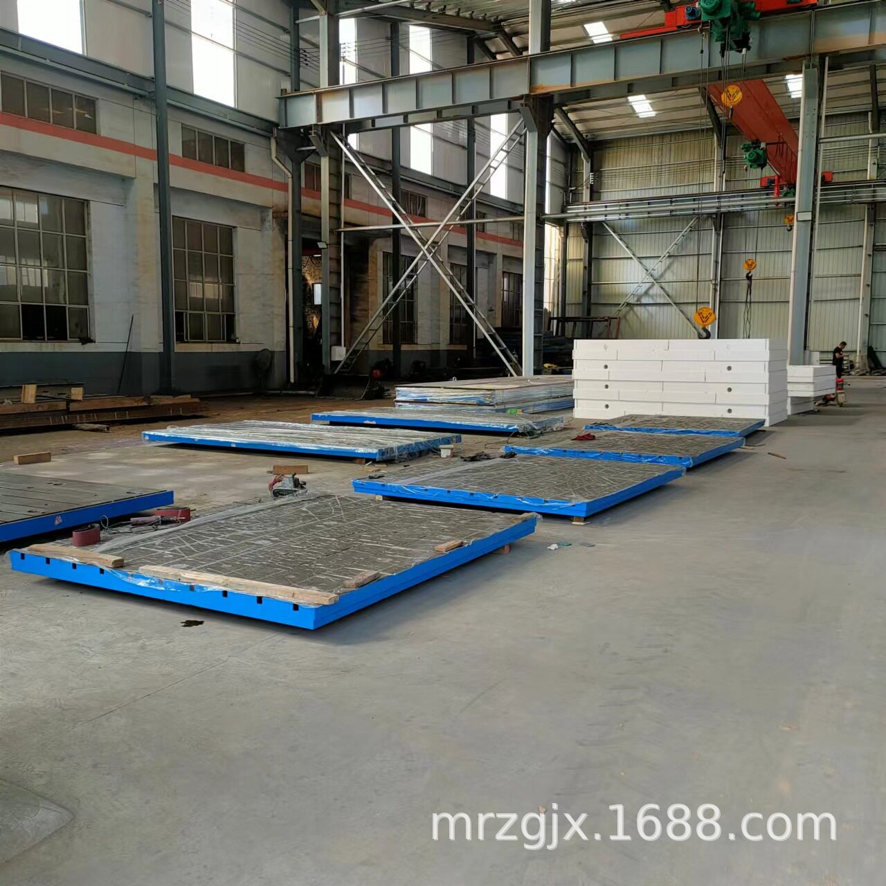 厂家生产铸铁平台工作台轻重型工作台钳工平台底座焊接装配平板