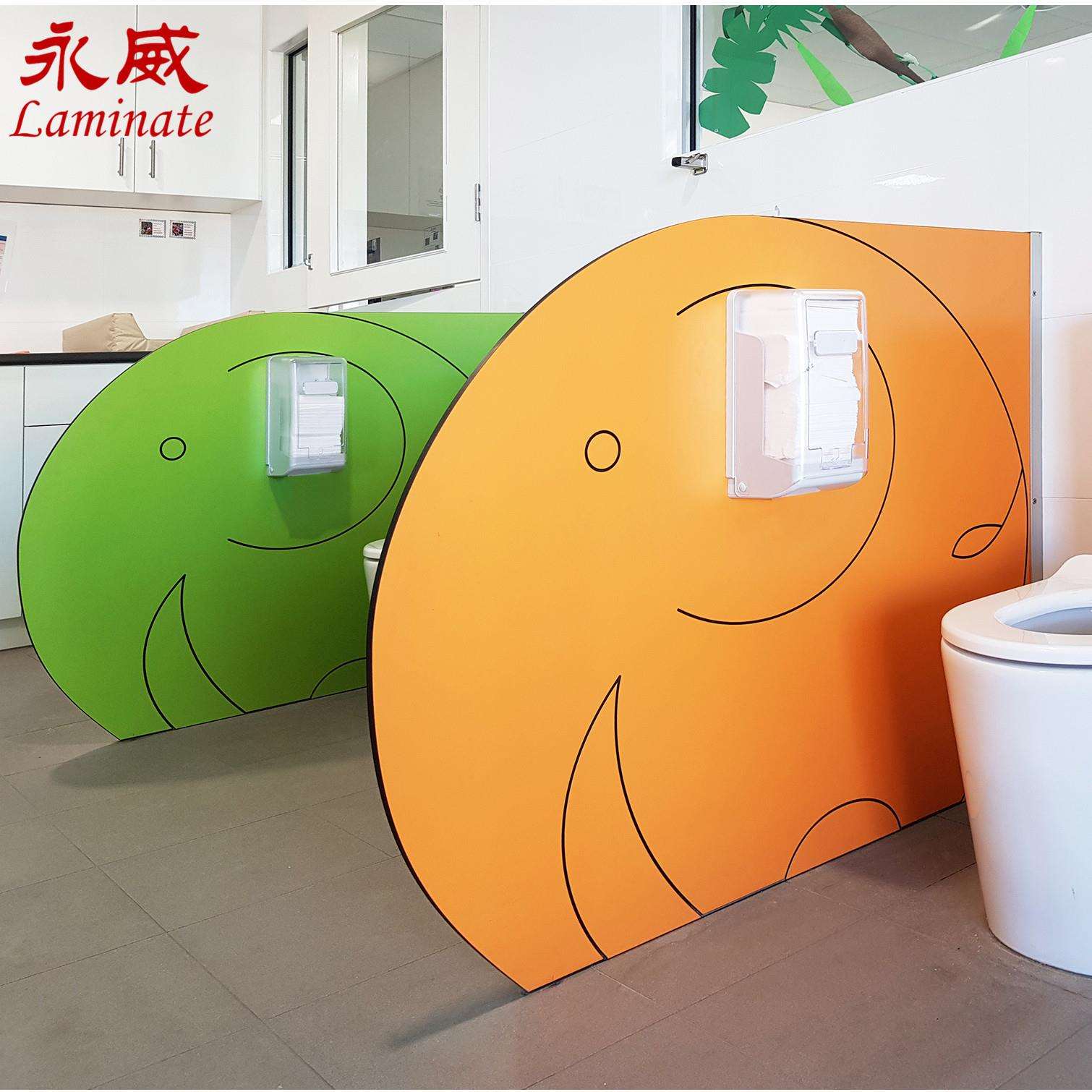 抗倍特幼儿园厕所隔断挡板颜色鲜艳款式新卡通卫生间儿童小便挡板