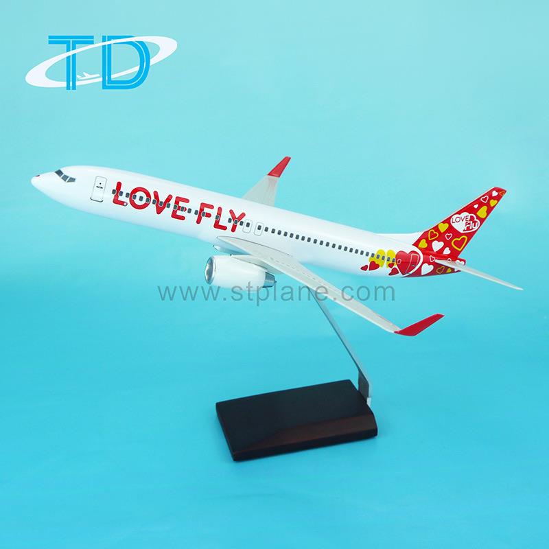 树脂模型 Love Fly B737-800 1/150 纪念品飞机