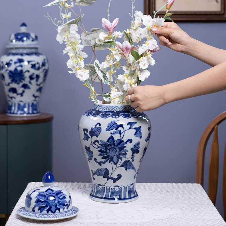 景德镇陶瓷青花花鸟将军罐出口外贸新中式冰裂纹手绘大号储物罐子