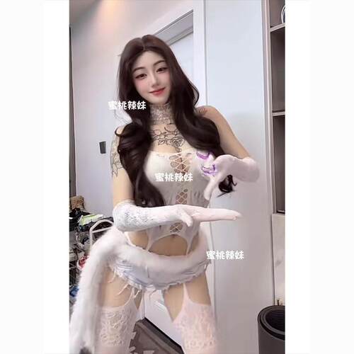 迷欧美风气质女神穿搭镂空透视连