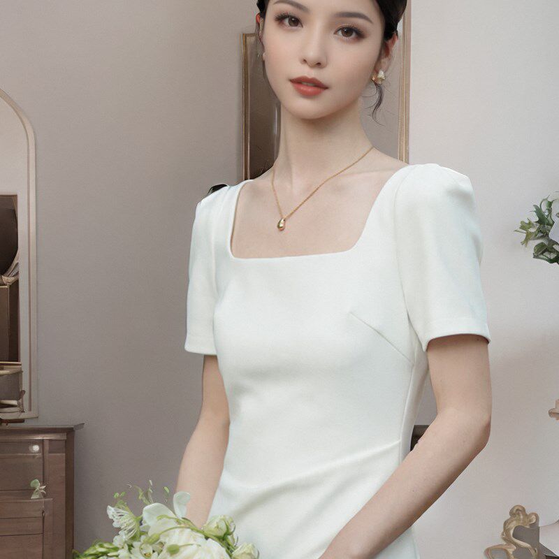法式简约领证小白裙订婚旅拍小礼服短袖方领缎面连衣裙出门轻婚纱