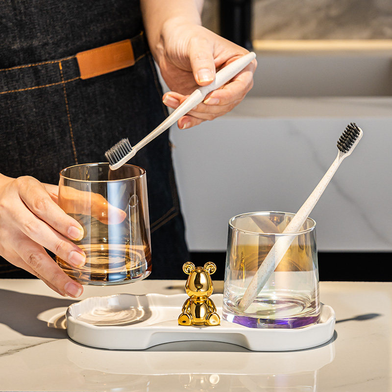 家用轻奢玻璃漱口杯洗漱杯架子情侣牙刷杯简约高颜值牙缸托盘套装