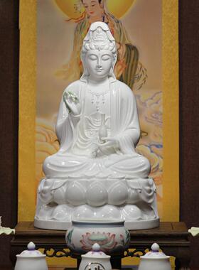 陶瓷南海观世音菩萨摆件白瓷古坐莲观音佛像家用供奉保平安普陀山