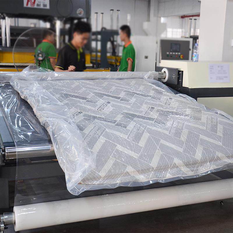 工厂定制半自动海绵床垫卷包机弹簧床垫打包机床垫沙发打卷包装机