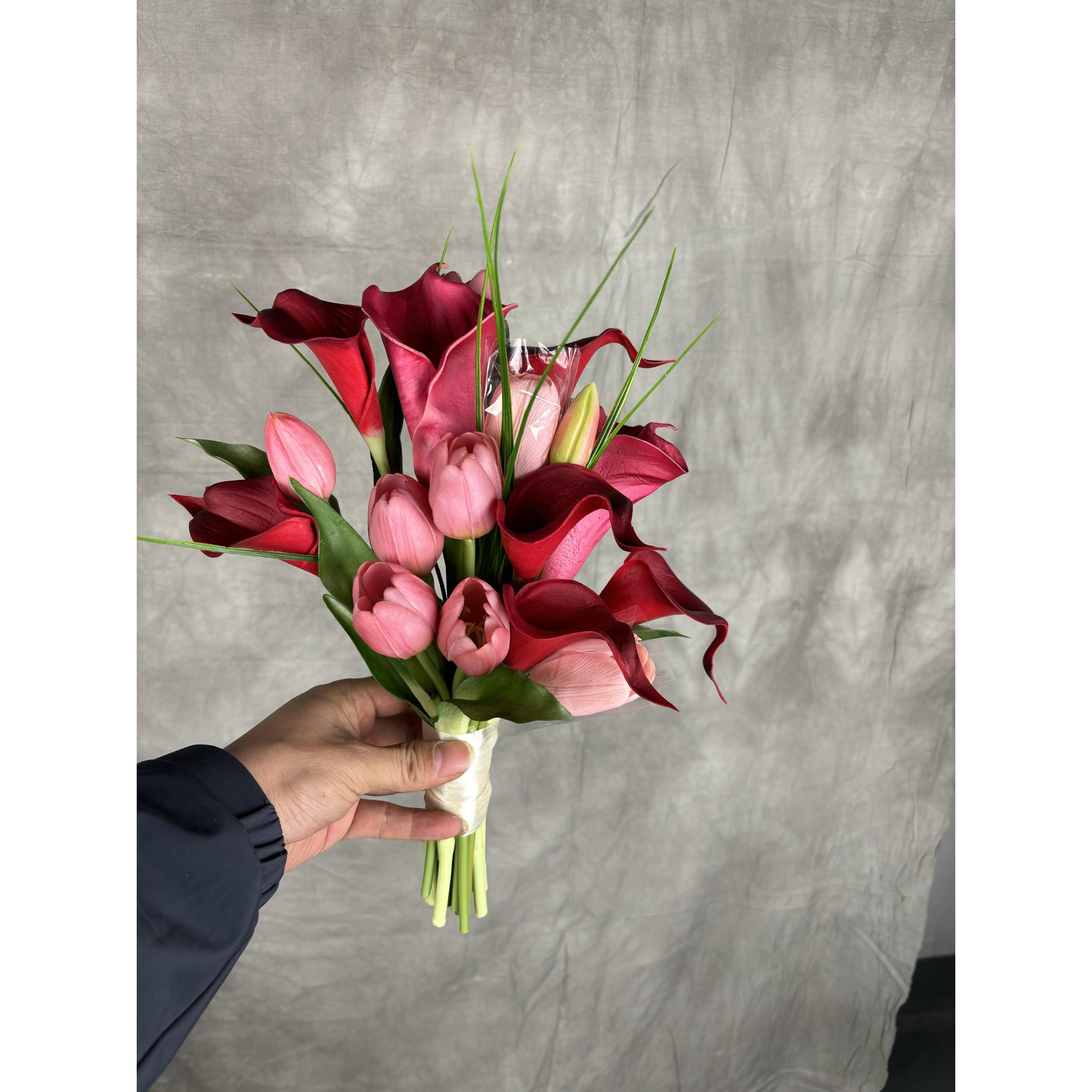 火龙果彩色马蹄莲百合郁金香花束人造花证书求婚婚纱摄影照片装饰