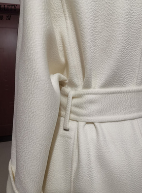 高端连帽白色水波纹稀缺面料3.C5米+用料双面羊绒大衣女中长款