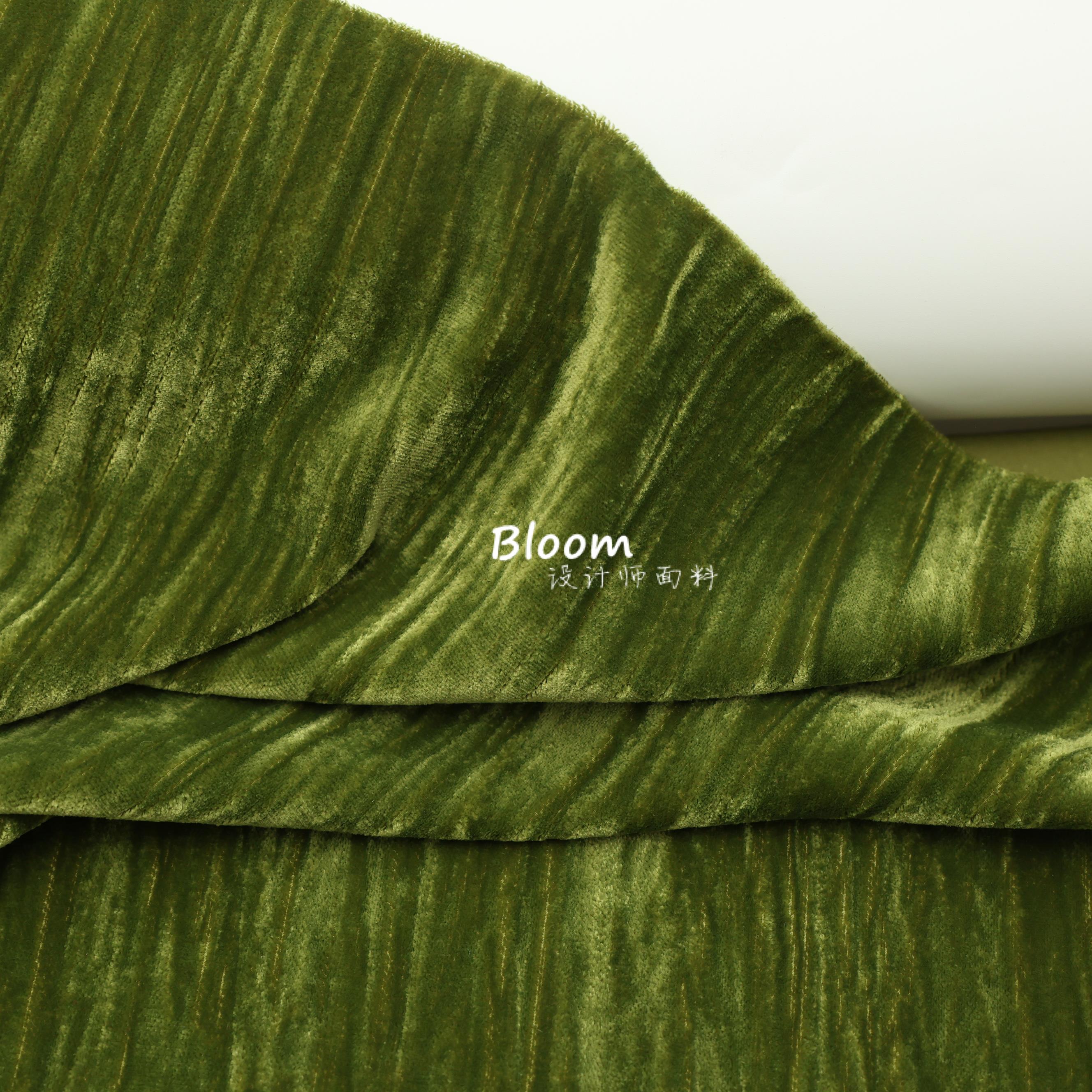 垂感 秋香绿色竖条纹不规则肌理压皱百褶金丝绒天鹅绒 裙子布料