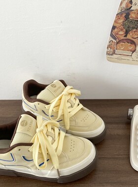 喜叔 设计感小众黄色面包板鞋女2C025新款春季百搭厚底运动休闲鞋