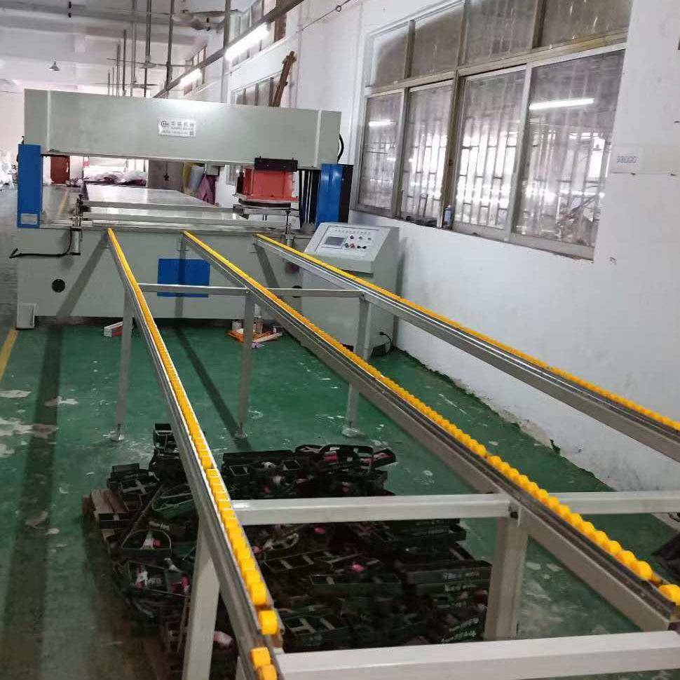 厂家生产皮革箱包裁切机耳套海绵吸塑下料机冲床全自动裁断机