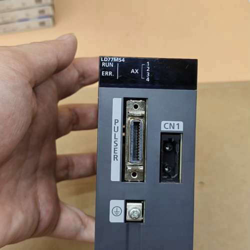LD77MS4三菱PLC模块9.5新顺丰序列号23开头。议价