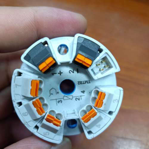 E+H   TMT82-16Q7/115温度变送器HART通议价