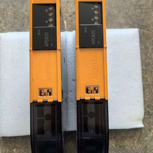 贝加莱主机驱动器，5PC820，SX01-00，全新没用过的议价