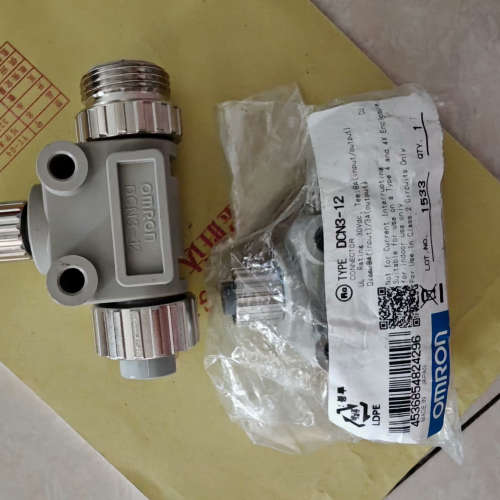 欧姆龙DCN3-12转接头，如图实拍   现货2个    议议价