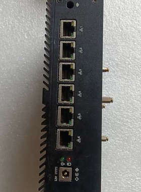 千兆软路由工控机NlSE 2700 ，拆机包好，成色如图议价