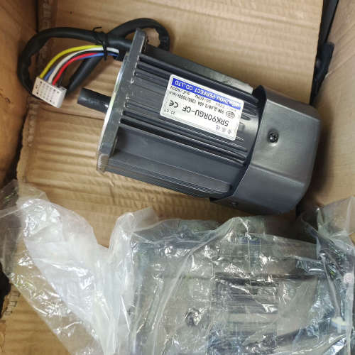 5RK90RGU-CF 90W调速马达  实物拍摄  买来没议价