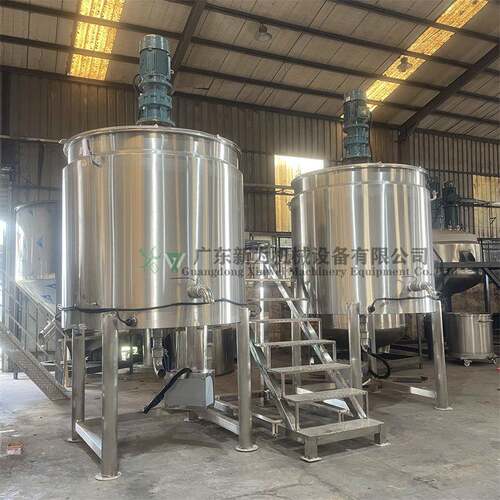 现货供应不锈钢化工液体搅拌桶洗洁精加热洗衣液搅拌罐加热反应