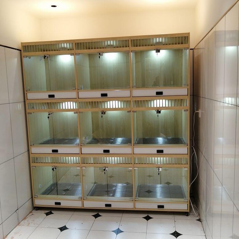 宠物店狗舍实木玻璃狗柜狗别墅寄养柜带厕所繁殖笼展示笼